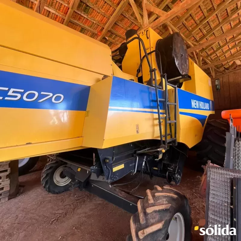 Colheitadeira New Holland TC 5070 Ano 2016